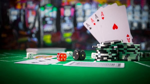 Bài Poker là bài gì? Cách chơi Poker chi tiết 125